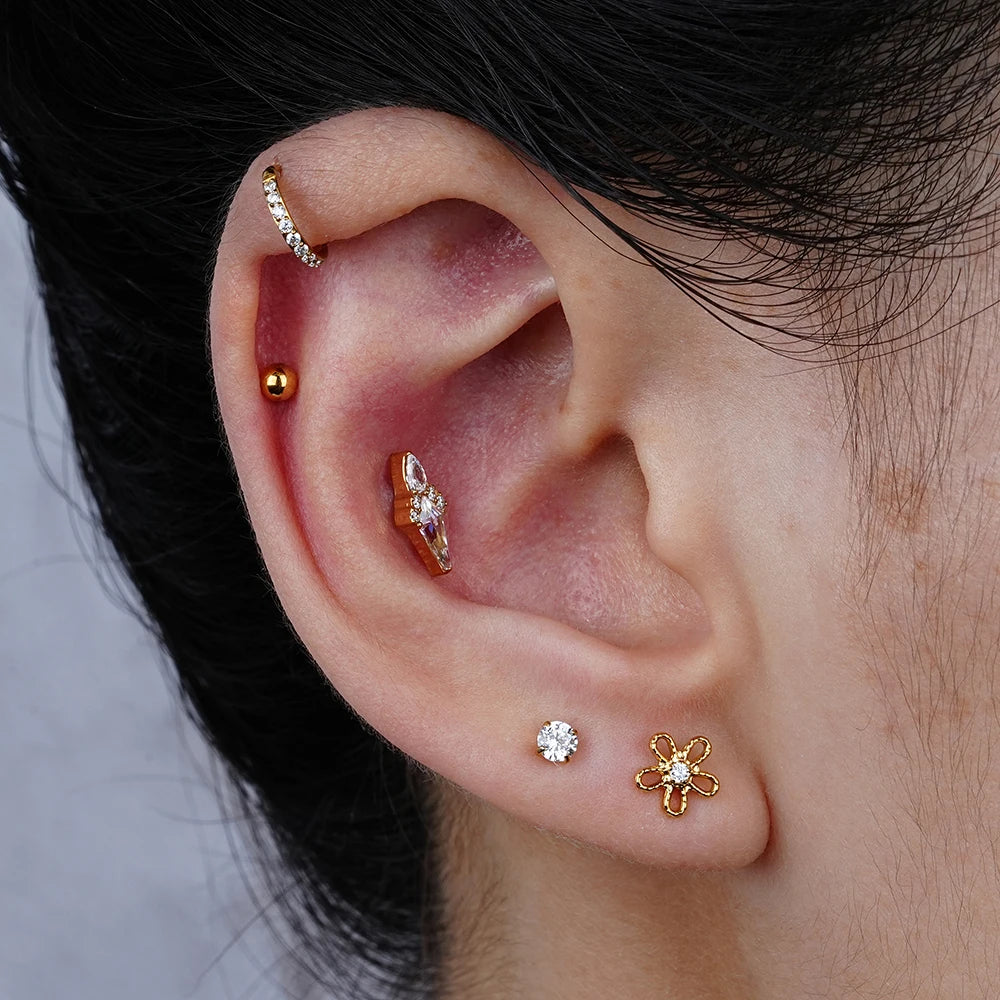 Right Grand ASTM F136 Titanium 16G Flower Cartilage Stud